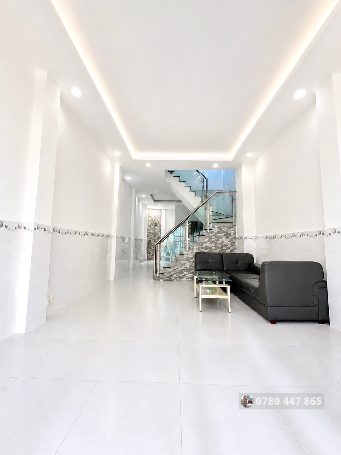 5.2 TỶ - NHÀ 3 TẦNG, ĐƯỜNG 6M Ô TÔ TRÁNH - NGAY NGUYỄN DUY TRINH. - ảnh 2