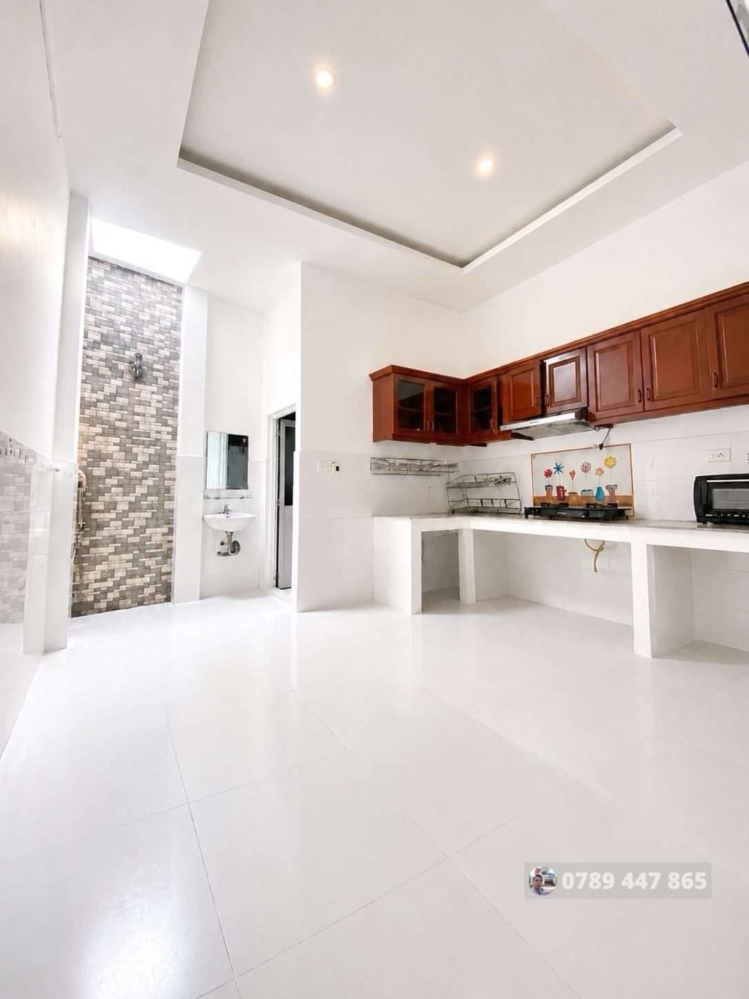 5.2 TỶ - NHÀ 3 TẦNG, ĐƯỜNG 6M Ô TÔ TRÁNH - NGAY NGUYỄN DUY TRINH. - ảnh 7