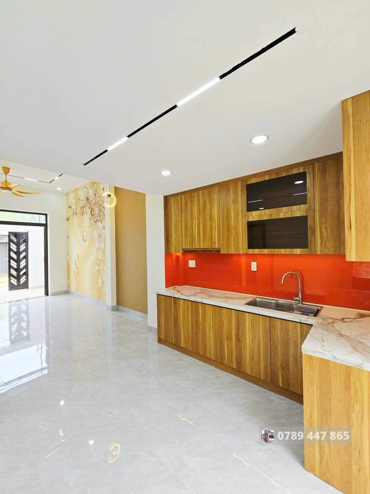 5.05 TỶ - NHÀ 51 M², 3 TẦNG, HXH TRÁNH - GẦN CHỢ LONG TRƯỜNG - ảnh 2