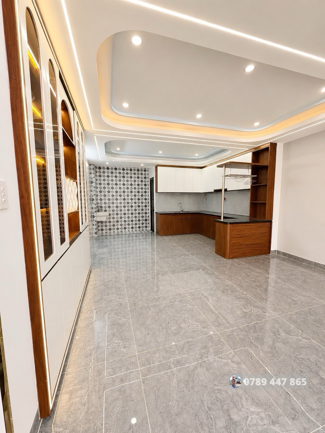 6.5 TỶ - NHÀ PHỐ 50M2, 4 TẦNG, ĐƯỜNG Ô TÔ, GẦN MẶT TIỀN LÃ XUÂN OAI. - ảnh 4