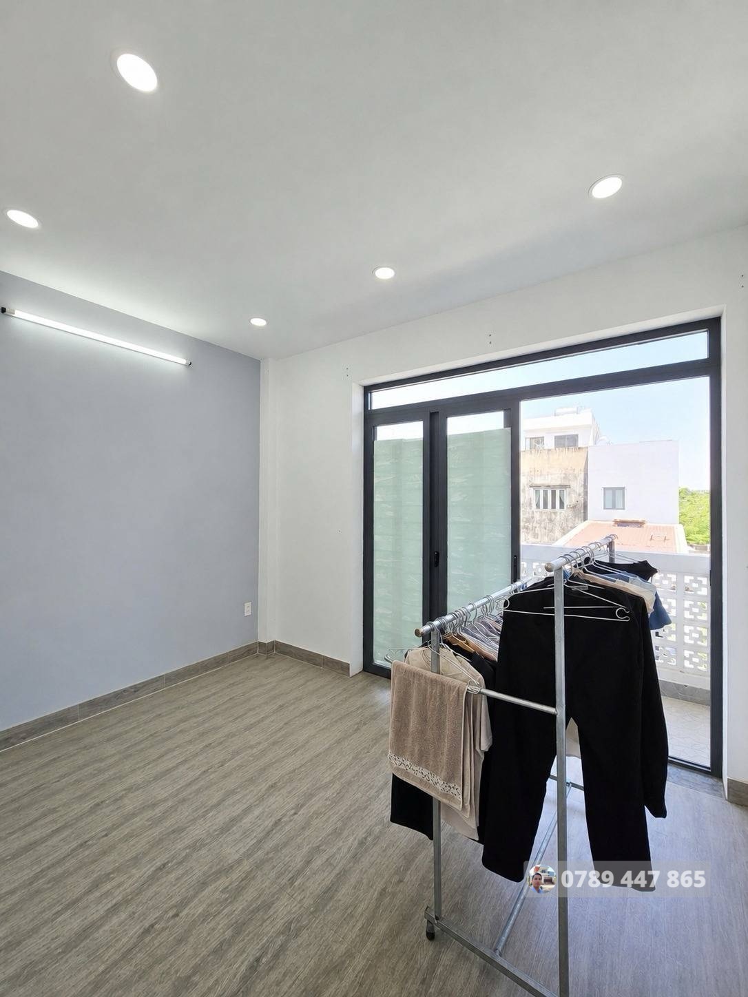 5.7 TỶ - NHÀ PHỐ 50M2, 3 TẦNG, HOÀN CÔNG ĐỦ, ĐƯỜNG Ô TÔ, GẦN VINHOMES GRAND PARK. - ảnh 9